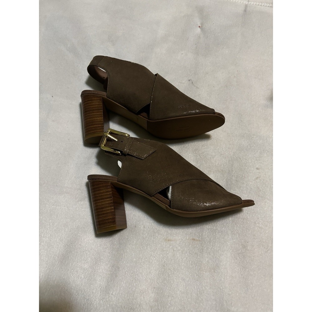 Donald J Pliner Indo Sandals Shoes Womens Size 8 Gold Leather Adjustable